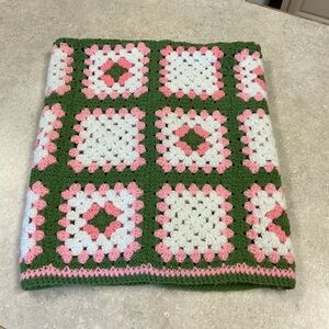 Vntg. Hand Crochet Blanket Granny Square White, Green Pink Afghan Throw Baby